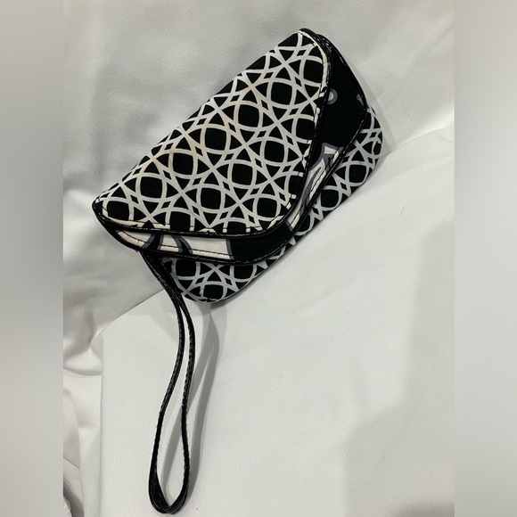 Vera Bradley Wristlet - Picture 2 of 10